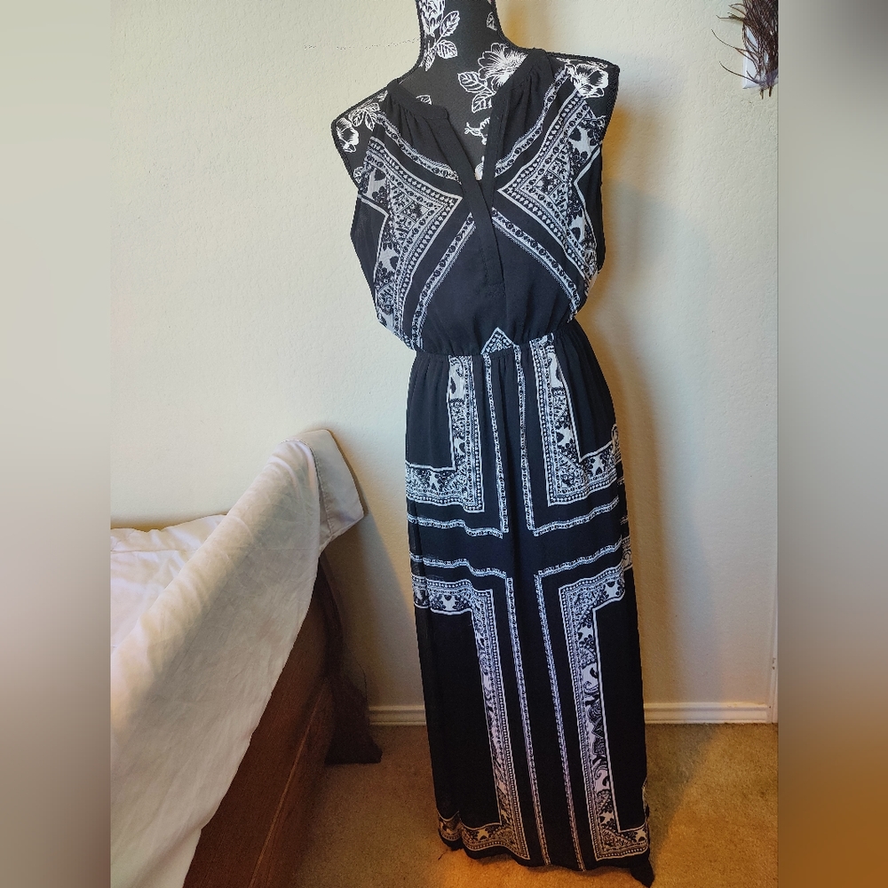 Old Navy Black and White Print sleeveless dress π€π€π€(S/P)π€π€π€ - Picture 1 of 16